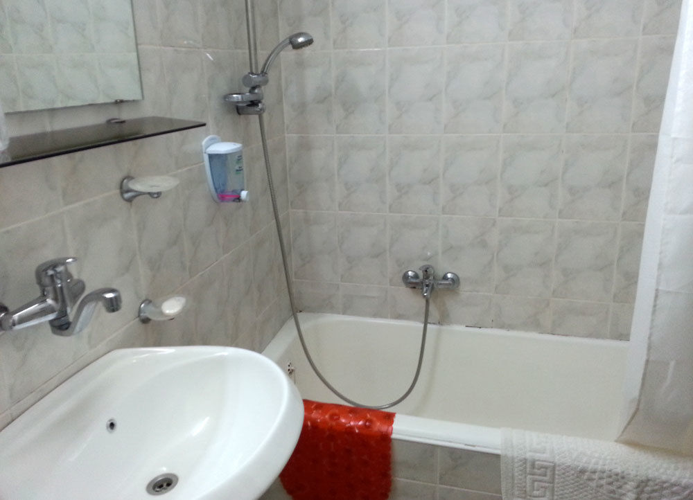 Safed Inn Ngoại thất bức ảnh