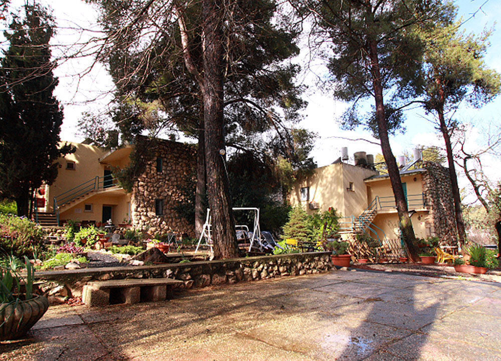 Safed Inn Ngoại thất bức ảnh