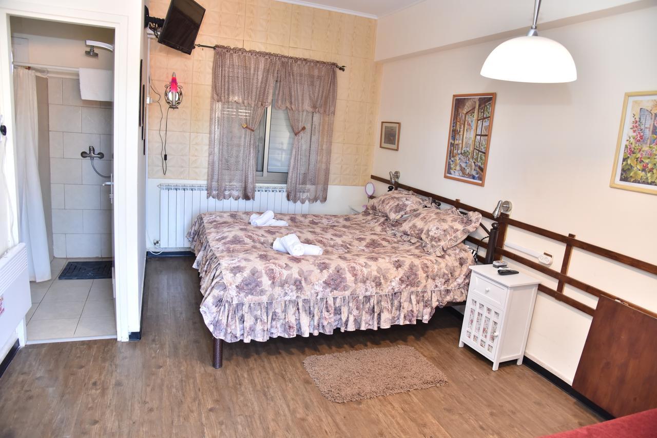 Safed Inn Ngoại thất bức ảnh