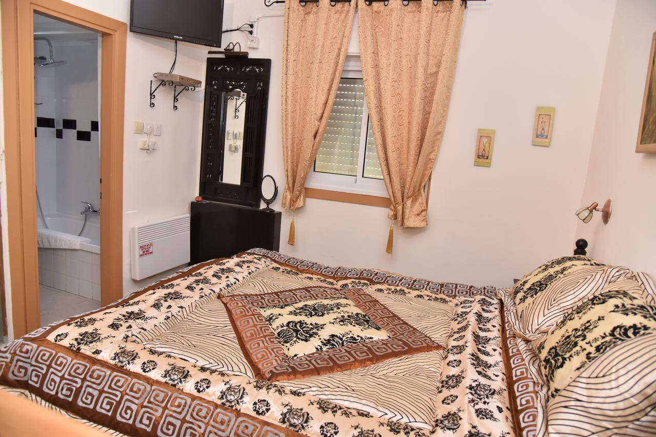 Safed Inn Ngoại thất bức ảnh